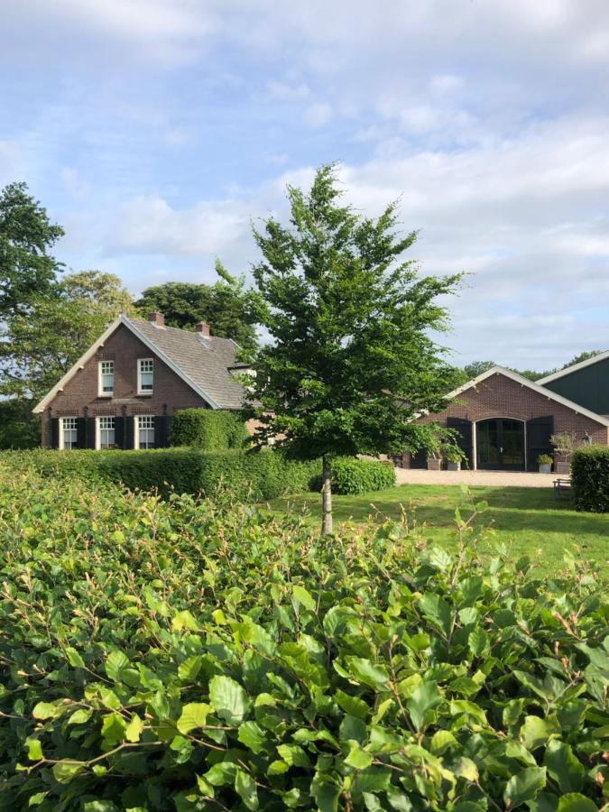 Gastenverblijf Op De Prins Hendrik Hoeve In Buren Buren  Exterior foto
